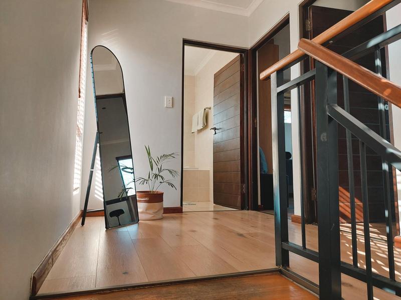 3 Bedroom Property for Sale in Bloemhof Western Cape
